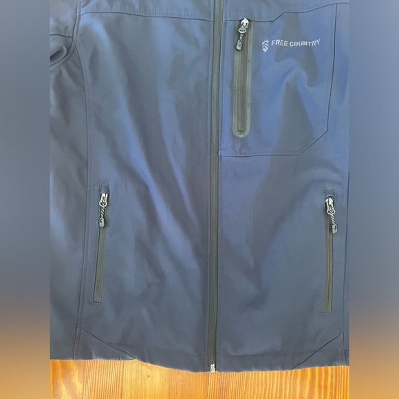 Free Country, Men’s Wind & Water Resistant Soft Shell Jacket, Navy, Medium - Picture 5 of 7